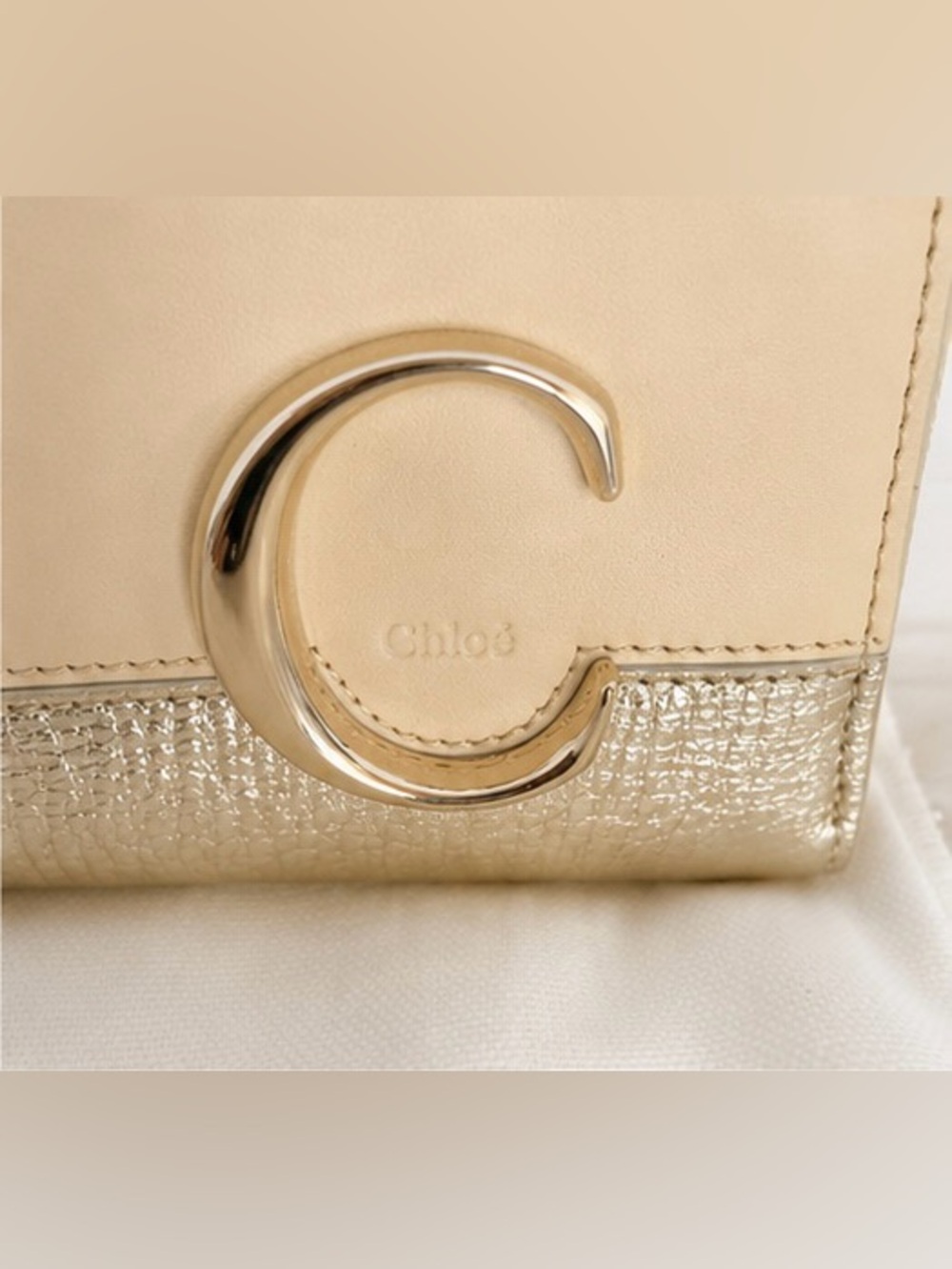 Chloé C Long Zip Wallet Cream & Metallic Gold Leather Dust Bag & New In Box! - Picture 6 of 9